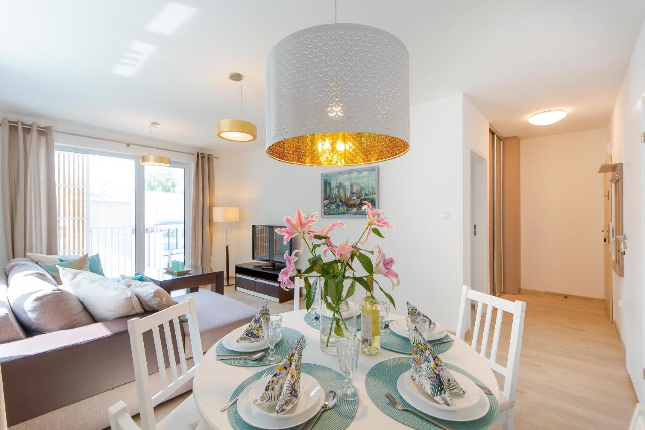 Feniks Spa Apartaments 12 By Jantar Apartamenty Kolobrzeg Bilik gambar